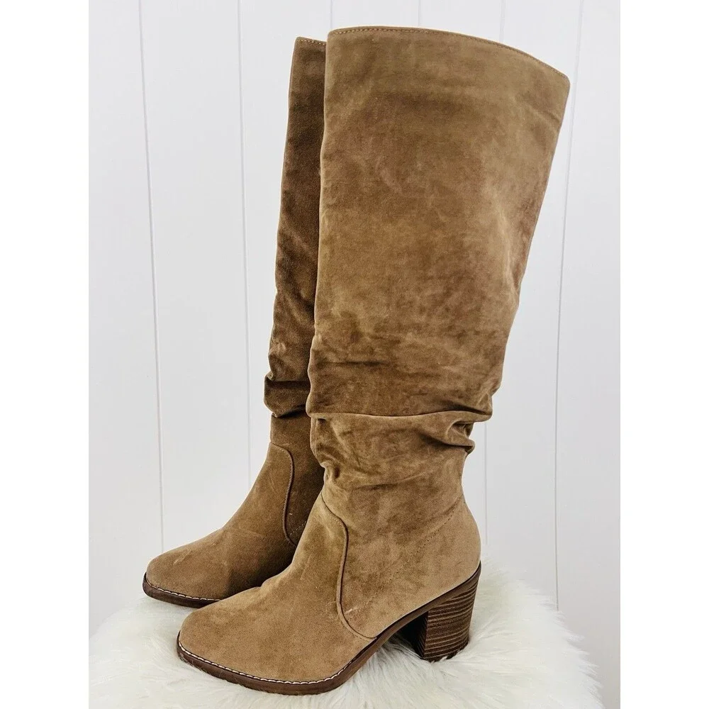 Universal Thread Lainee Tan Taupe Faux Suede Scrunchy Tall Riding Boots Size 8